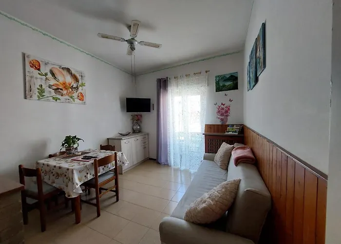 Natali Appartamens Apartment Malcesine