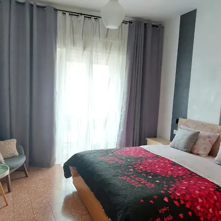 Natali Appartamens Апартаменты Мальчезине